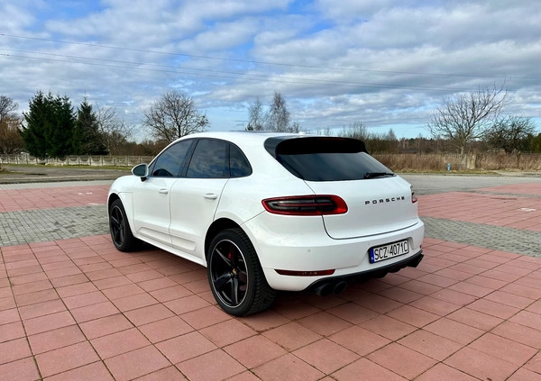 Porsche Macan cena 149998 przebieg: 143554, rok produkcji 2016 z Warszawa małe 781